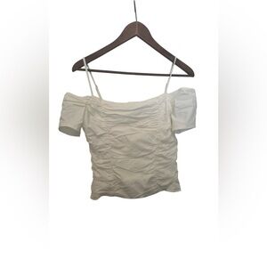 New Women’s ASTR the Label White Ruched Crop Top, size Medium